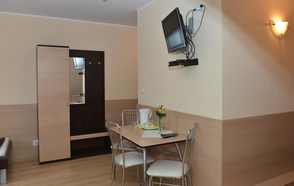 Arkadia Radziejow Bed & Breakfast Dış mekan fotoğraf